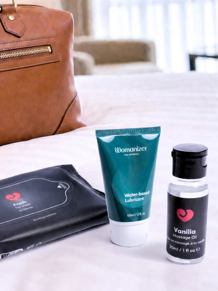 Amorana x Womanizer Jet Set Luxe