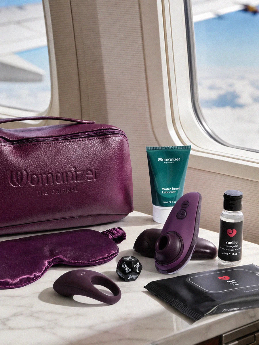 Amorana x Womanizer Jet Set Luxe